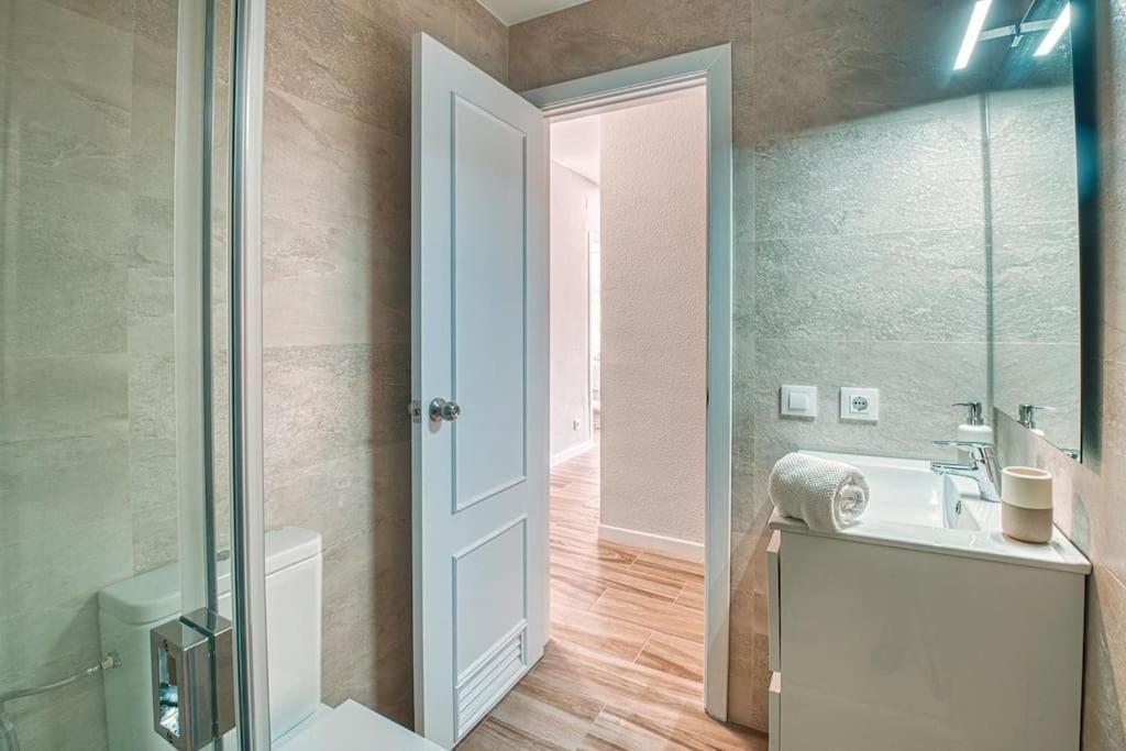 Apartamento New Folch Sevilla B Luaran gambar